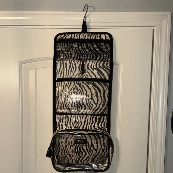 Vera Bradley Black Quilted Cosmetic Bag - Picture 3 of 3